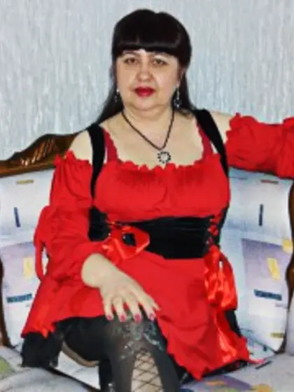 Brunette karolina perform cameltoe