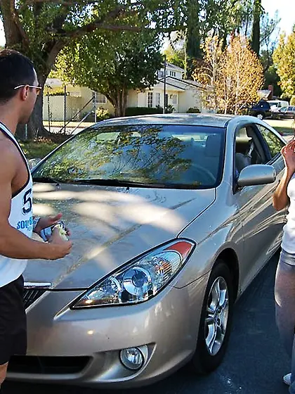 Pretty brunette received jizz