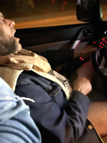 Road head while traveling