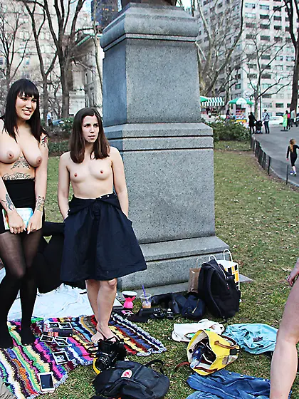 Ms.  Rosie Wilde (Ms.  Rosie Levine)