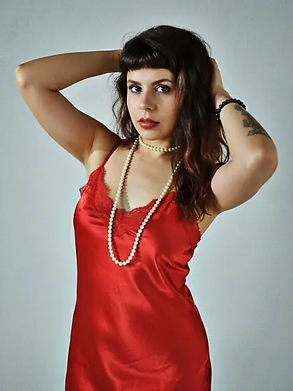 Ro Jara: La milf del conurbano