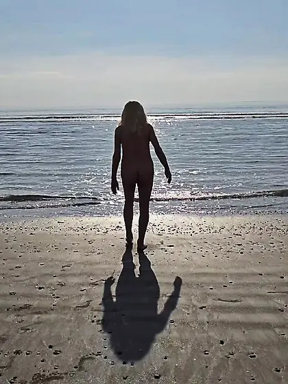 I do like to be beside the seaside.