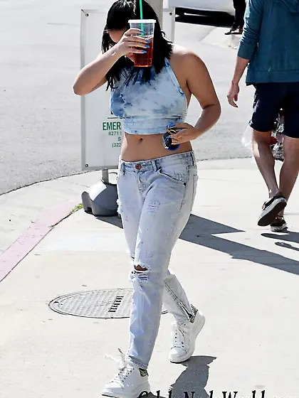 Ariel Winter: Annoyed And Incredibly Busty