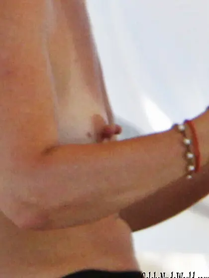 Tamara Beckwith Nude