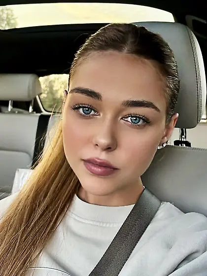 Perfect little sister