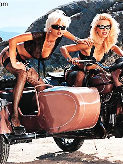 Bridgette Kerkove and another blonde in black have lesbian sex o