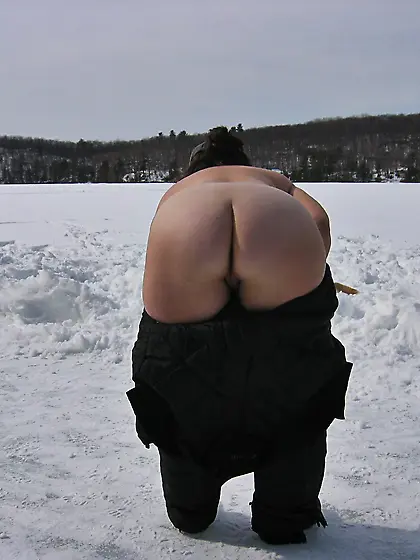 Liz busy getting naked in the snow