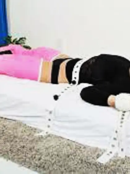 Cast Your Enthusiasm,  Casting Bondage