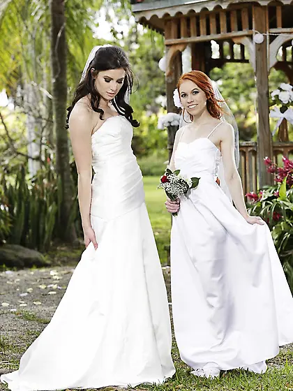 Petite lesbian wedding