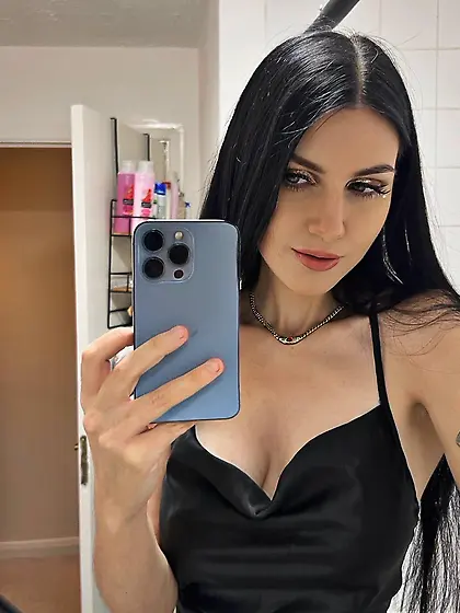 would look great covered in stranger cum