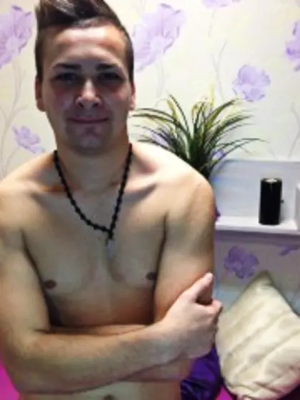 Brunette william perform anal