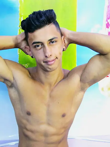 Young man GuyWood like to zoom and snapshot