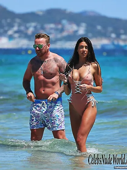 Elizabeth Jayne Tierney Nude