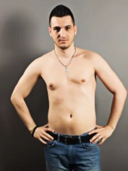 Brunette Nickhudson Striptease.