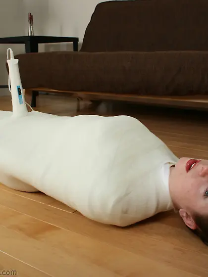 Cast Your Enthusiasm,  Casting Bondage