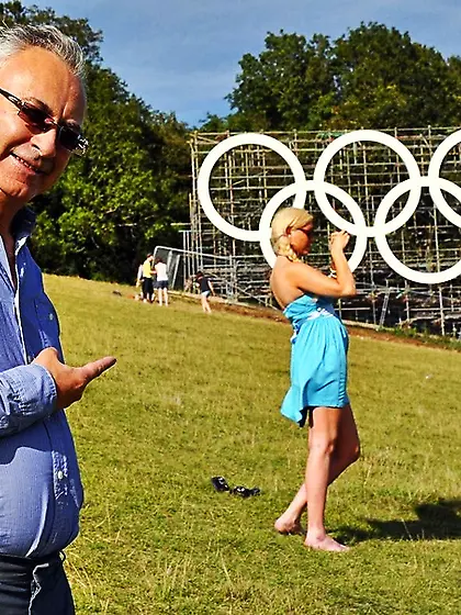 26 yo Blonde Diana Stockings