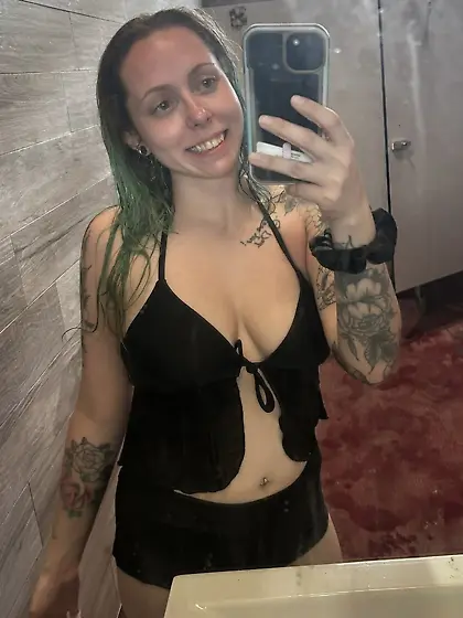 Sexy Haven K. Showing off her cleavage.