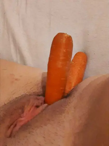 Teen pussy Carrot