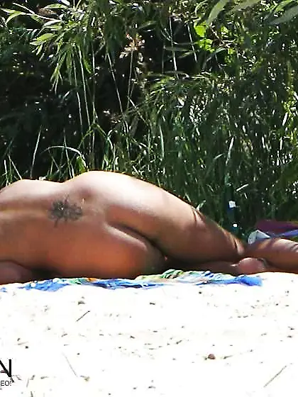 Naked Beach Culos