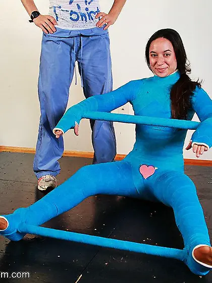 Cast Your Enthusiasm,  Casting Bondage