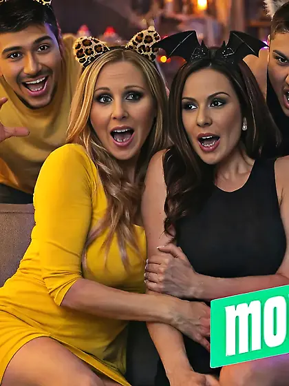 Momswap | Julia Ann & Kendra lust porn momswap
