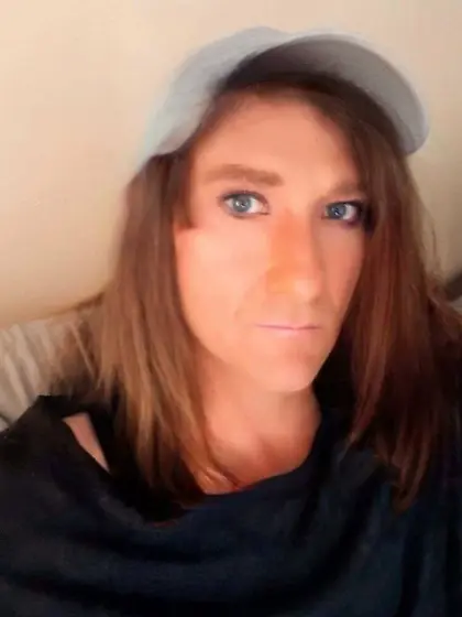 Chubby tranny slut rides the big ones