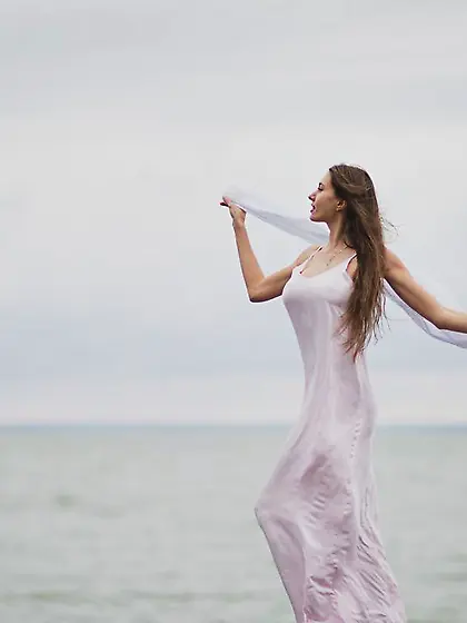 Petite straight girl