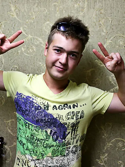 White young gay alexbuilder