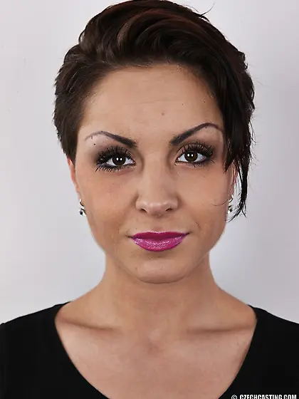 Scrumptious belle lacy red