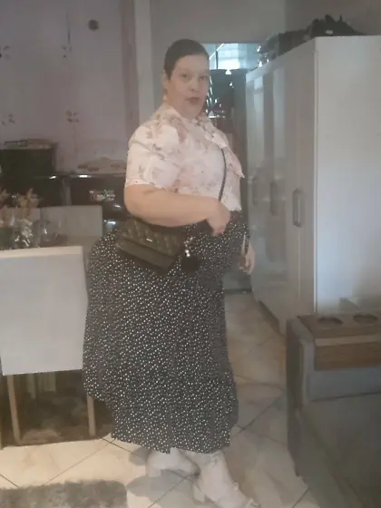 Hermosa Nalgona Latina