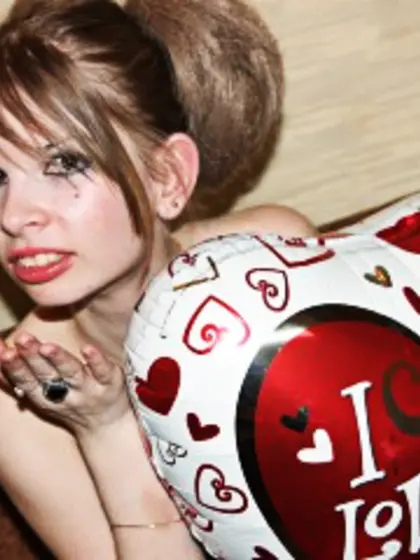 Blonde electra perform anal