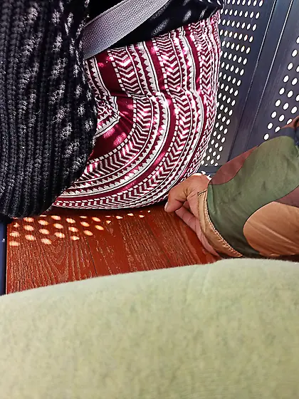 Manoseada flash dick a putipobre en el metro red