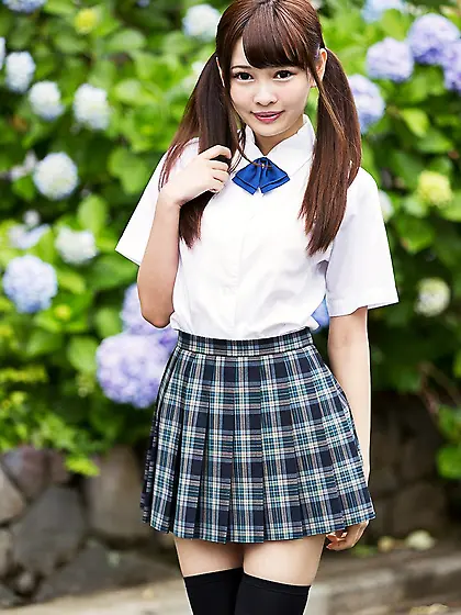 Cute japanese upskirt no panties