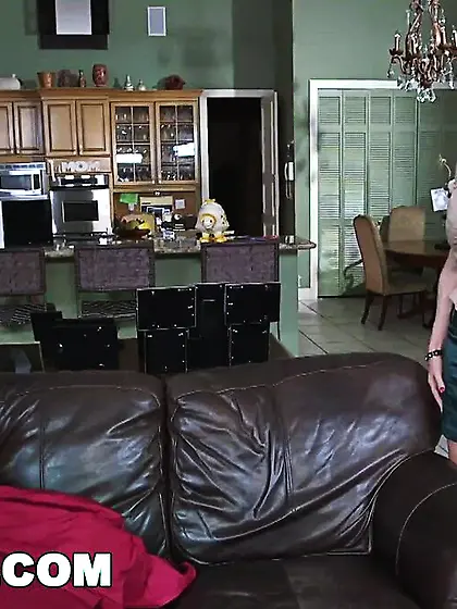 Big ass MILF broad joined an intense threesome