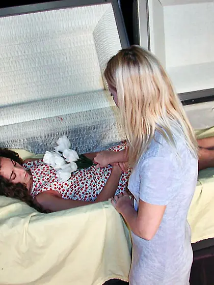 n6157 - Case-0C164E2 - Ember,  Mena