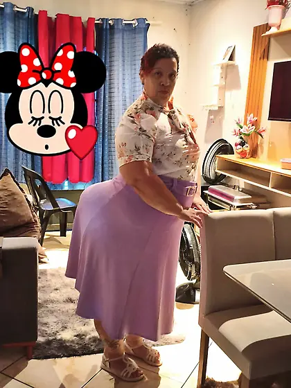 Hermosa Nalgona Latina