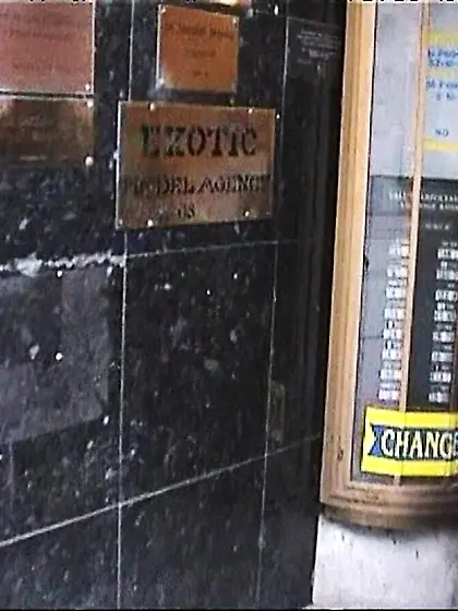 Hottie strips and entertains older couple