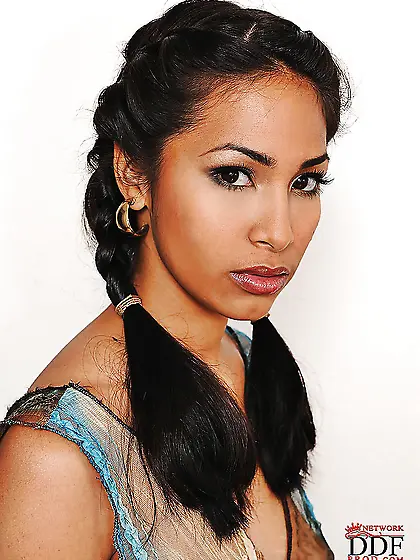 Horny lesbian foot fuck