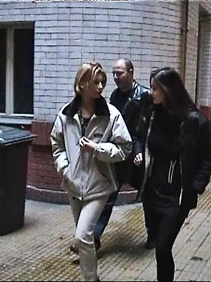 Couple finds Romanian babe to play with