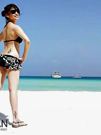 Just Want to Wacth enormous sausages and masturbations