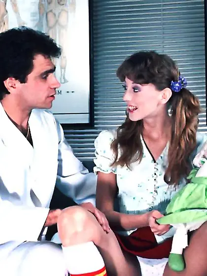 Brown hair bimbo small