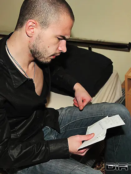 Dude sold his GF to a stud and watched her fucked blindfolded an