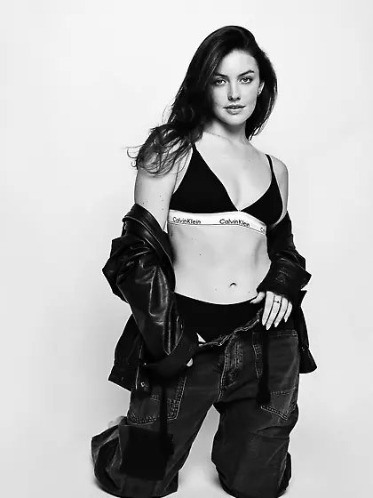 Friends I wanna see naked