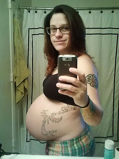 Beautiful Nerdy Casey sextape/pics/feet