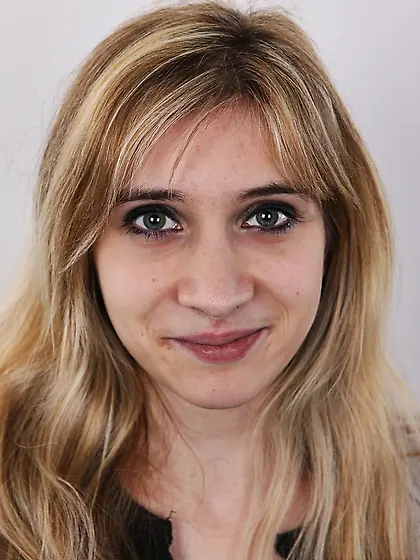 Cute dish grey sweater