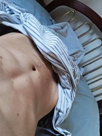 Look at my cock in the morning hours