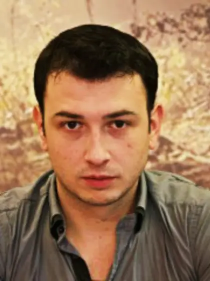 Brunette mitch perform close