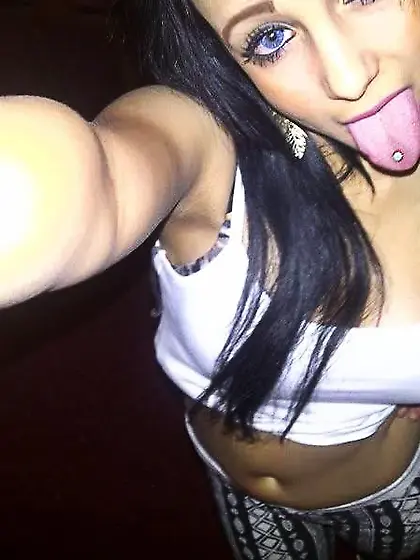 Blonde white t-shirt making