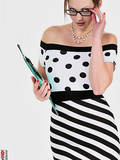 Strict four eyed bimbo Tina Kay behaves kinkily and loses the dr