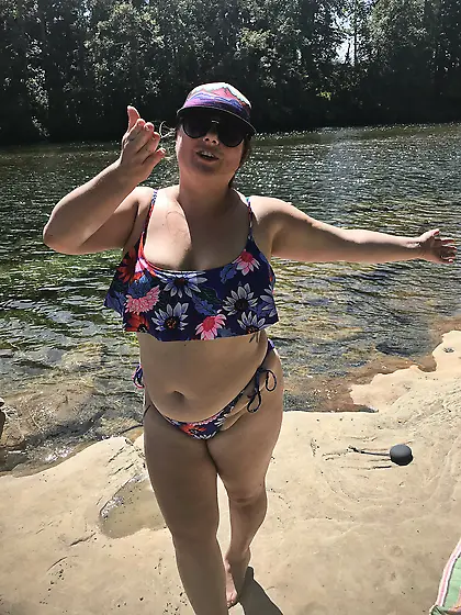 Neighbours chubby wife exposed